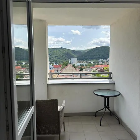 Simcity 3 I Skyline Elegance I 3br, Private Parking, Sunny Terrace With Panoramic View 5min Walk To Square